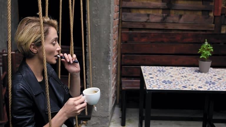 E-Smoke bietet Tipps gegen Halsschmerzen durch E Zigarette für ein besseres Dampferlebnis mit E-Smoke%