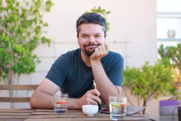 E-Raucher entdecken blu e shisha als Trendprodukt, praktische Tipps, Geschmacksprofile und sichere Nutzung